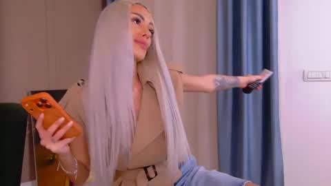 bailey_rush online show from June 10, 3:55 pm