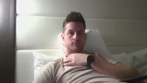 Snapshot of bake42069dick chatting on October 20, 3:40 am bake42069dick online show from October 20, 3:40 am