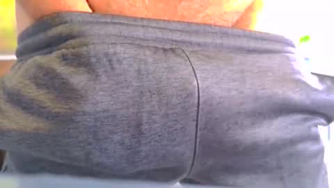 bald_bone online show from December 3, 4:16 pm