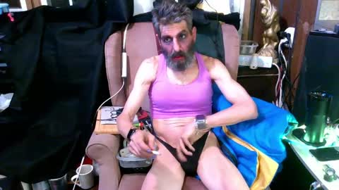 Snapshot of balddickstroking chatting on March 22, 7:34 am balddickstroking online show from March 22, 7:34 am