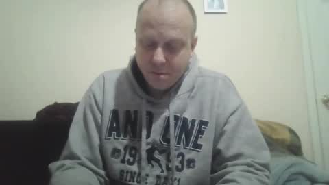 Snapshot of ballzrockwell chatting on April 18, 2:10 pm ballzrockwell online show from April 18, 2:10 pm