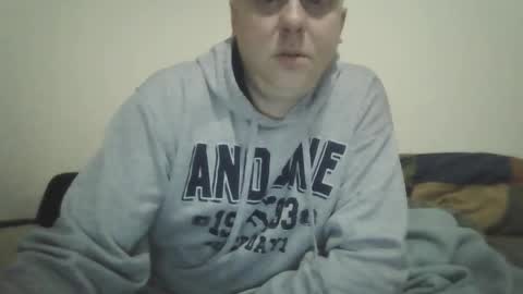 Snapshot of ballzrockwell chatting on May 31, 12:12 pm ballzrockwell online show from May 31, 12:12 pm