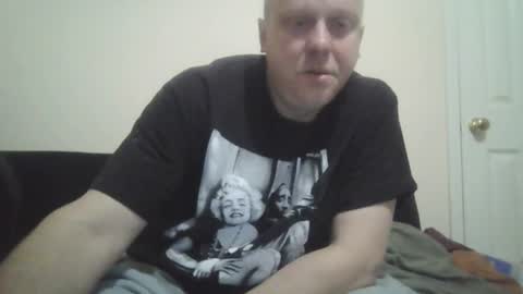 Snapshot of ballzrockwell chatting on June 10, 1:54 pm ballzrockwell online show from June 10, 1:54 pm