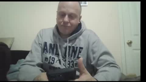 Snapshot of ballzrockwell chatting on July 5, 4:19 am ballzrockwell online show from July 5, 4:19 am