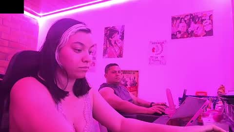 Snapshot of balomil chatting on March 22, 5:22 am balomil online show from March 22, 5:22 am