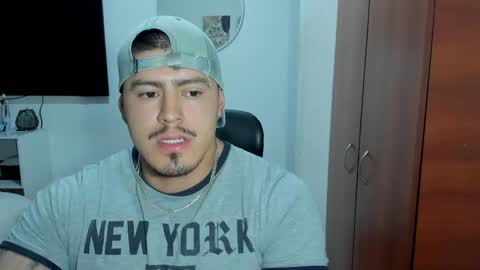 Snapshot of baltazardupont chatting on April 20, 9:56 am Andres - online show from April 20, 9:56 am