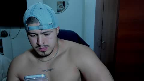 Snapshot of baltazardupont chatting on May 9, 3:12 am Andres - online show from May 9, 3:12 am