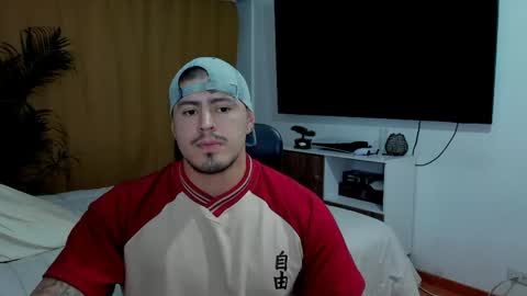 Snapshot of baltazardupont chatting on May 13, 2:31 am Andres - online show from May 13, 2:31 am