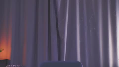 Snapshot of bamba_leyla chatting on March 16, 5:02 am bamba_leyla online show from March 16, 5:02 am