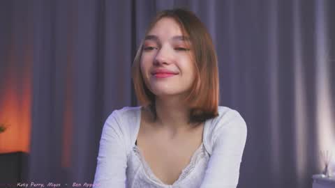 Snapshot of bamba_leyla chatting on March 16, 5:44 am bamba_leyla online show from March 16, 5:44 am