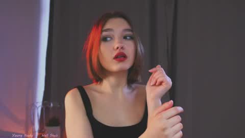 Snapshot of bamba_leyla chatting on March 23, 5:00 am bamba_leyla online show from March 23, 5:00 am