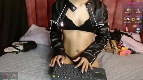 Arianna   online show from February 4, 3:29 pm