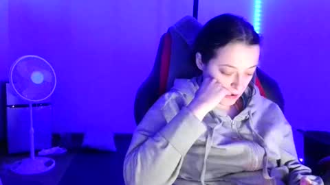 bambiboo8113 online show from February 5, 3:55 am