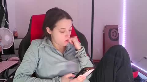 bambiboo8113 online show from February 24, 4:05 am