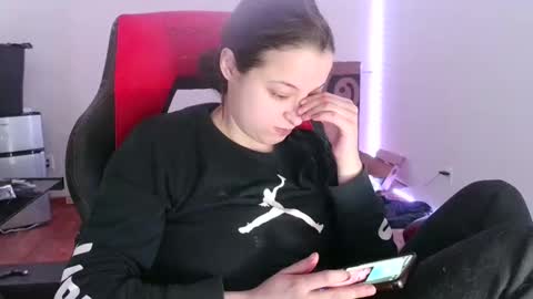 bambiboo8113 online show from March 10, 6:12 pm