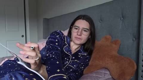 Snapshot of bambifarrina chatting on November 8, 5:23 pm bambifarrina online show from November 8, 5:23 pm