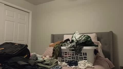 Snapshot of bambifarrina chatting on February 8, 11:52 pm bambifarrina online show from February 8, 11:52 pm