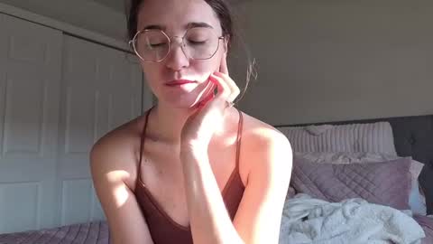 Snapshot of bambifarrina chatting on February 10, 3:49 pm bambifarrina online show from February 10, 3:49 pm