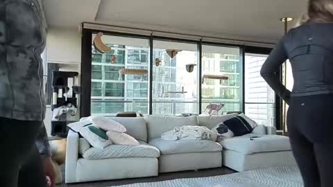 Snapshot of bambifarrina chatting on February 15, 9:22 pm bambifarrina online show from February 15, 9:22 pm