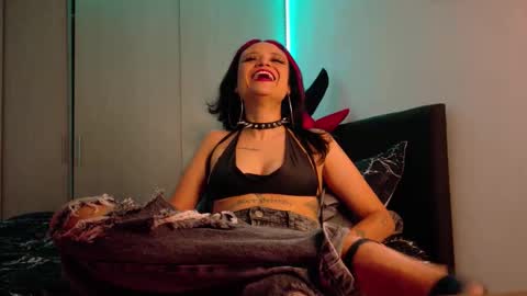 Bambi online show from November 27, 3:47 pm