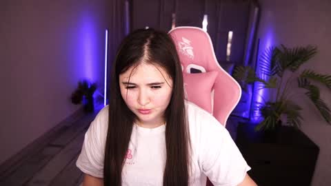 Bambi online show from February 1, 3:52 am