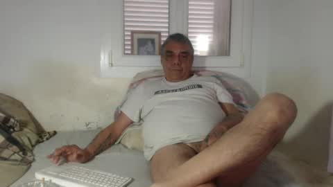 Snapshot of bambino6060 chatting on January 7, 1:35 pm bambino6060 online show from January 7, 1:35 pm