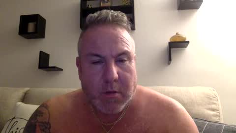 banana5289 online show from December 17, 9:27 pm