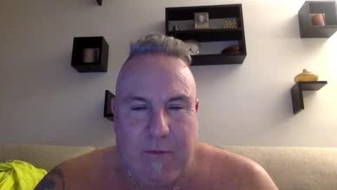 banana5289 online show from January 7, 9:39 pm