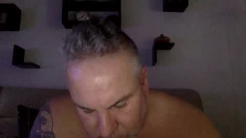 Snapshot of banana5289 chatting on April 28, 8:47 pm banana5289 online show from April 28, 8:47 pm