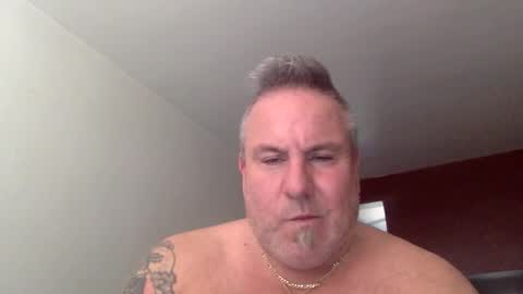 Snapshot of banana5289 chatting on May 12, 7:11 pm banana5289 online show from May 12, 7:11 pm