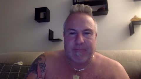 Snapshot of banana5289 chatting on May 13, 7:22 pm banana5289 online show from May 13, 7:22 pm