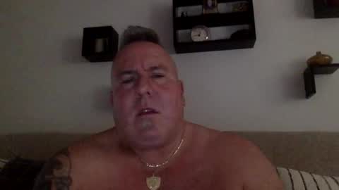 Snapshot of banana5289 chatting on May 15, 7:54 pm banana5289 online show from May 15, 7:54 pm