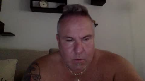 Snapshot of banana5289 chatting on June 2, 7:16 pm banana5289 online show from June 2, 7:16 pm