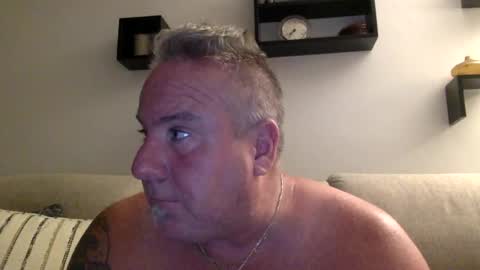 Snapshot of banana5289 chatting on July 13, 12:35 am banana5289 online show from July 13, 12:35 am