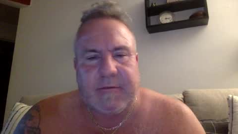 Snapshot of banana5289 chatting on July 28, 8:12 pm banana5289 online show from July 28, 8:12 pm