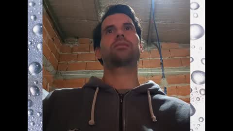 Ezequiel online show from December 7, 1:58 am