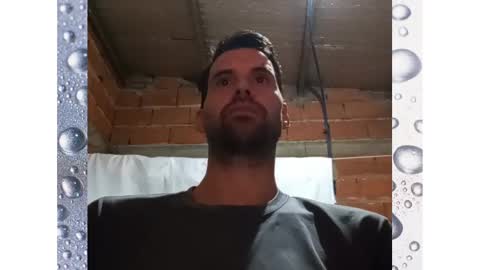 Ezequiel online show from December 16, 1:31 am