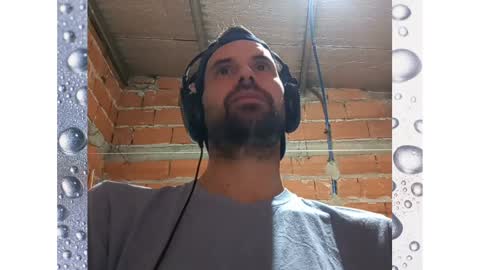 Ezequiel online show from December 24, 1:59 am