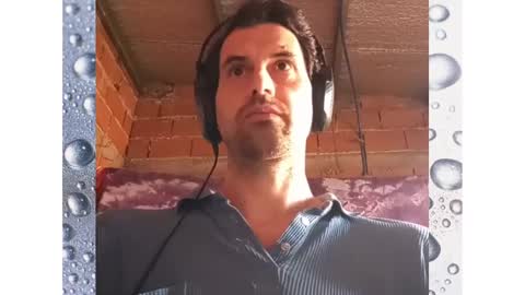 Ezequiel online show from March 4, 9:00 pm