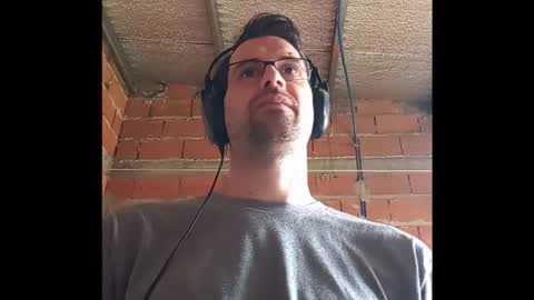 Ezequiel online show from October 23, 4:06 pm