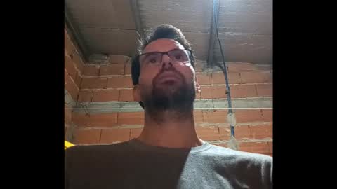 Ezequiel online show from March 13, 1:45 am