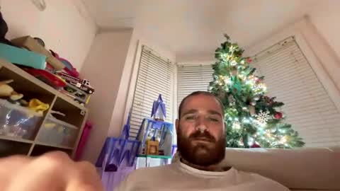 Snapshot of bandk2016 chatting on December 18, 12:38 am bandk2016 online show from December 18, 12:38 am