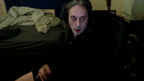 bangintoleather online show from February 7, 4:05 am