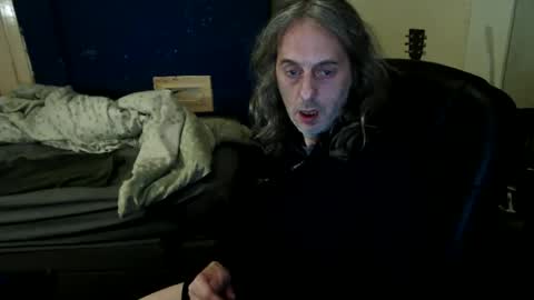 bangintoleather online show from April 26, 2:09 am