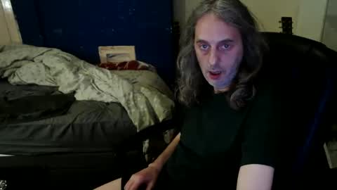 bangintoleather online show from May 24, 1:54 am
