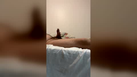 Snapshot of banirtrisco chatting on February 16, 9:16 am banirtrisco online show from February 16, 9:16 am