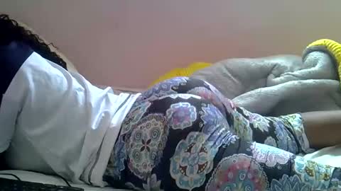 Snapshot of bantubaby chatting on December 15, 10:30 am bantubaby online show from December 15, 10:30 am