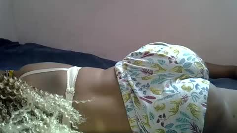 Snapshot of bantubaby chatting on February 19, 7:37 am bantubaby online show from February 19, 7:37 am