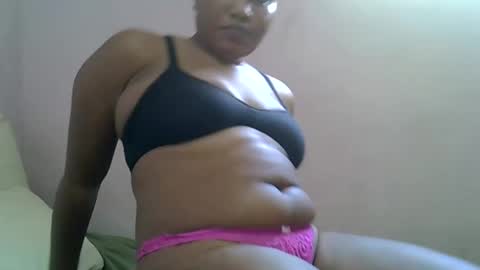 Snapshot of bantubaby chatting on March 16, 7:12 am bantubaby online show from March 16, 7:12 am