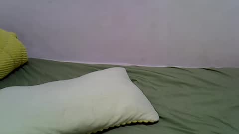 Snapshot of bantubaby chatting on March 16, 7:18 pm bantubaby online show from March 16, 7:18 pm